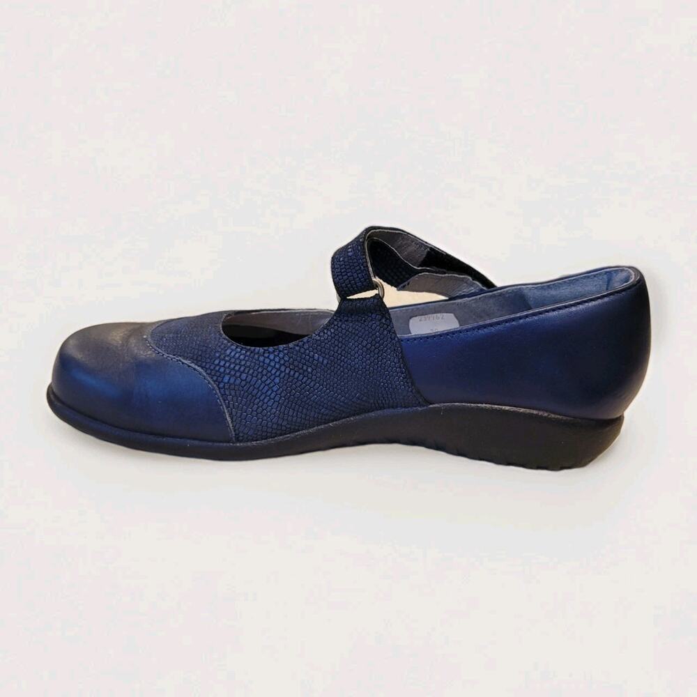 NAOT Blue Luga Mary Jane Shoes Size 39 US 8 to 8.5 Outdoor Comfort Preppy - Picture 8 of 13